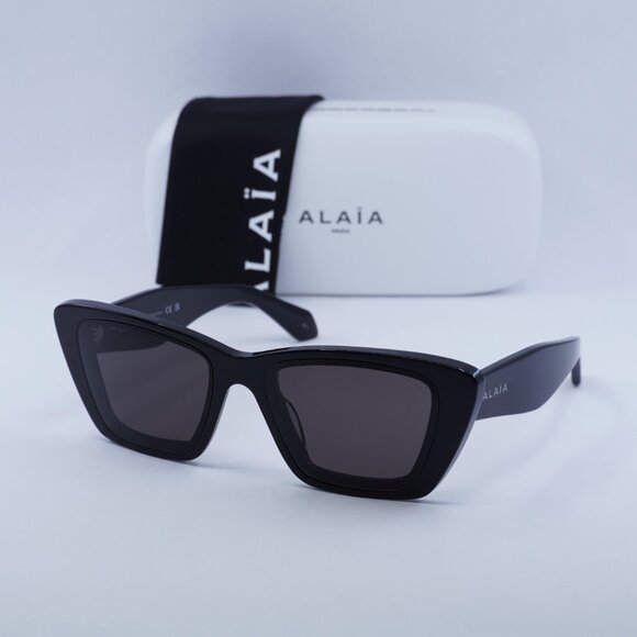 🕶️ New Azzedine Alaïa AA0070S 001 Sunglasses - Black Frame, Grey Lenses - Picture 11 of 11